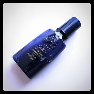 oribe featherbalm weightless styler
